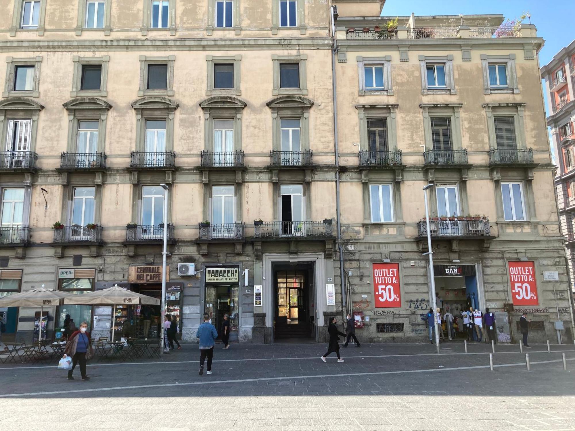 Enjoy Rooms Napoli Bagian luar foto