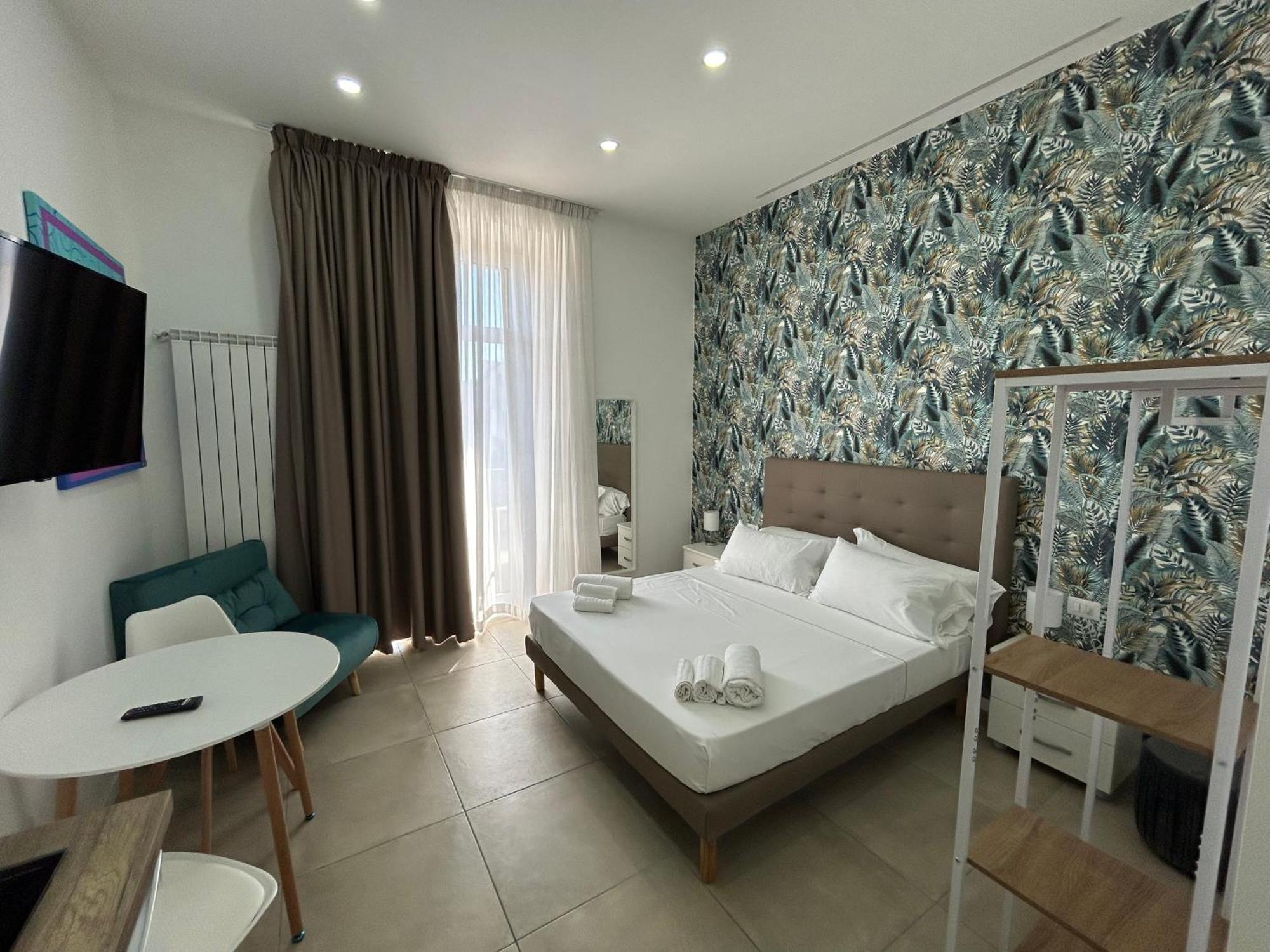 Enjoy Rooms Napoli Bagian luar foto