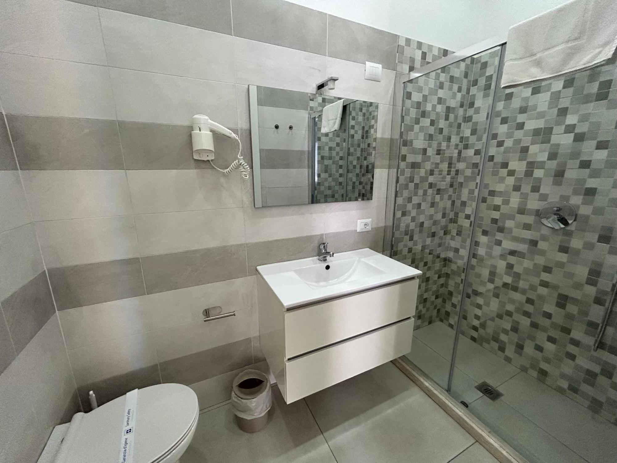 Enjoy Rooms Napoli Bagian luar foto